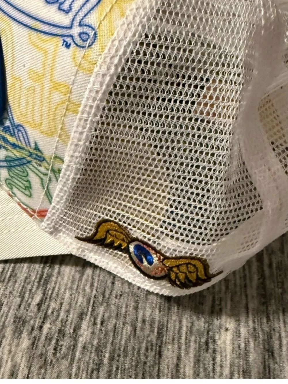 Von Dutch White Trucker Hat with Multicolor Logo. Unisex